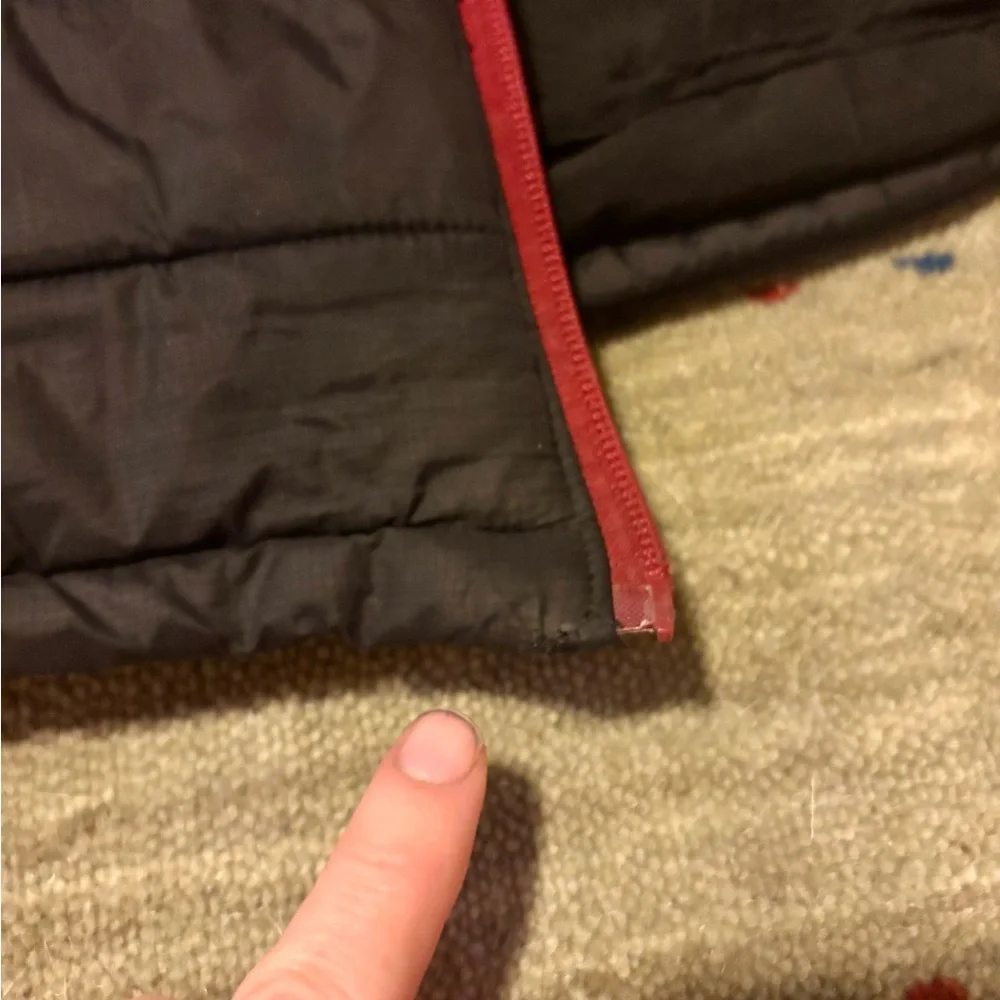 Ororo Heated Women's Black Puffer Vest - Picture 7 of 9